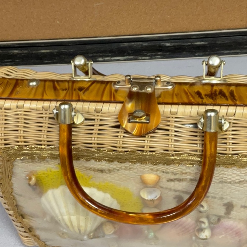 Vintage Seashell Wicker Handbag - Natural, Cream & Pink - Picture 6 of 7
